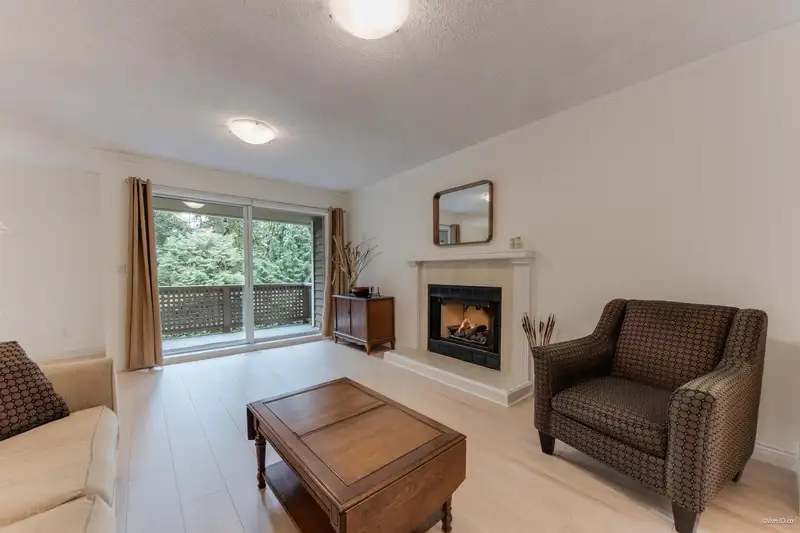 40 9000 ASH GROVE CRESCENT - photo 2 of 30