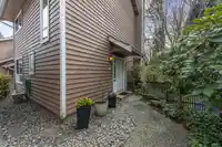 40 9000 ASH GROVE CRESCENT - thumbnail 27