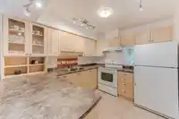 40 9000 ASH GROVE CRESCENT - thumbnail 5