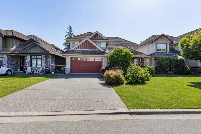 3558 149A STREET - photo 1 of 37