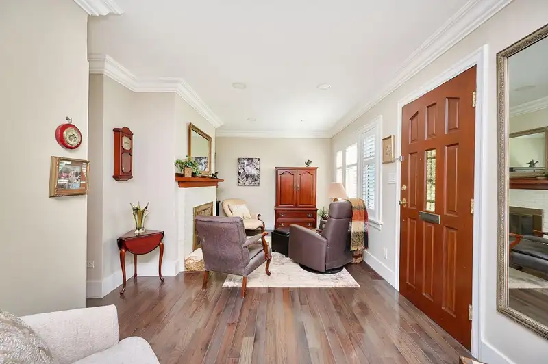 81 E 19TH AVENUE - photo 2 of 21