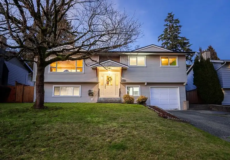 26877 33 AVENUE - photo 1 of 30
