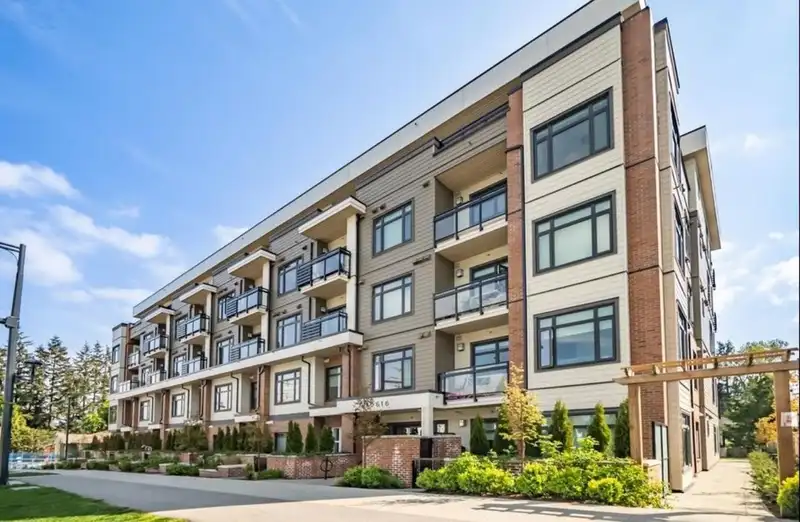 202 10616 132 STREET - photo 1 of 5