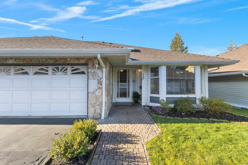 15 21746 52 AVENUE - photo 1 of 40