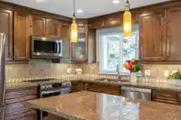 9247 214 STREET - thumbnail 10