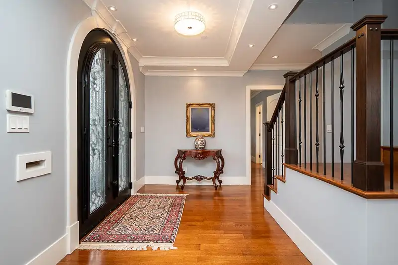 6907 TYNE STREET - photo 2 of 40