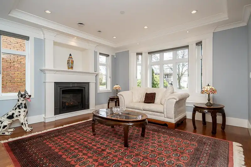 6907 TYNE STREET - photo 3 of 40