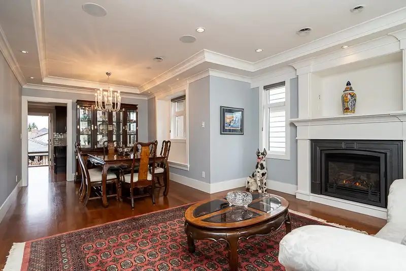 6907 TYNE STREET - photo 4 of 40