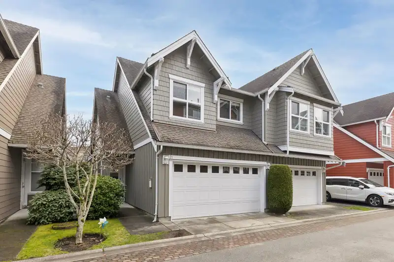 71 3088 FRANCIS ROAD - photo 2 of 28