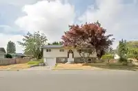 7567 114 STREET - thumbnail 1