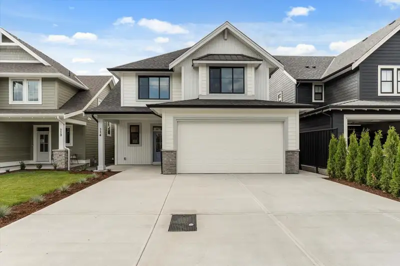 114 46211 PROMONTORY ROAD - photo 1 of 35
