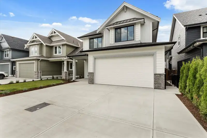 114 46211 PROMONTORY ROAD - photo 3 of 35