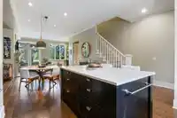 527 2580 LANGDON STREET - thumbnail 18