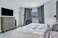 527 2580 LANGDON STREET - thumbnail 24