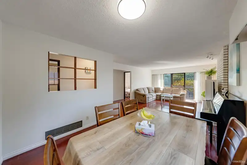 2537 E 27TH AVENUE - photo 4 of 23