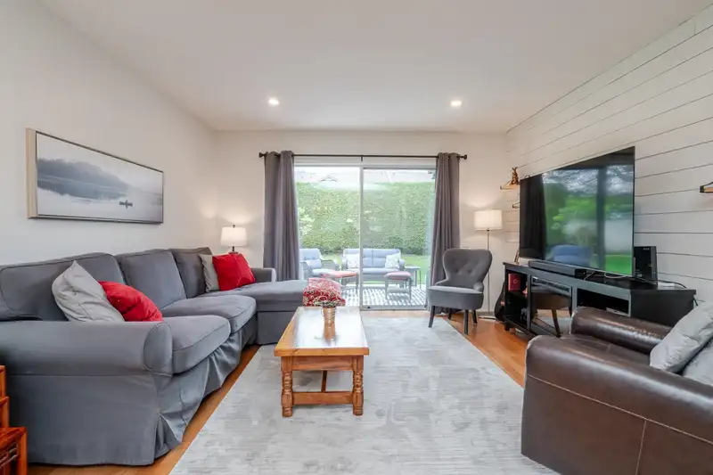 3 31406 UPPER MACLURE ROAD - photo 2 of 40