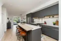8 1228 HUDSON STREET - thumbnail 1