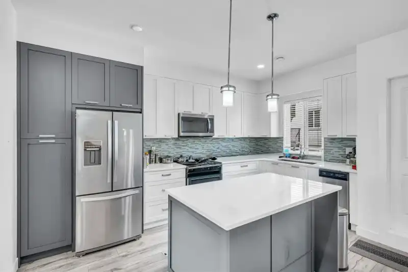 32 5867 129 STREET - photo 4 of 30