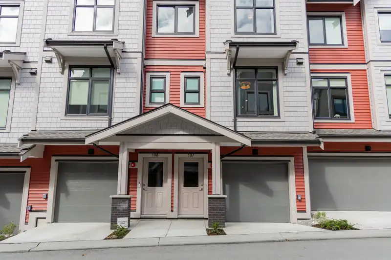 223 6951 204 STREET - photo 1 of 24