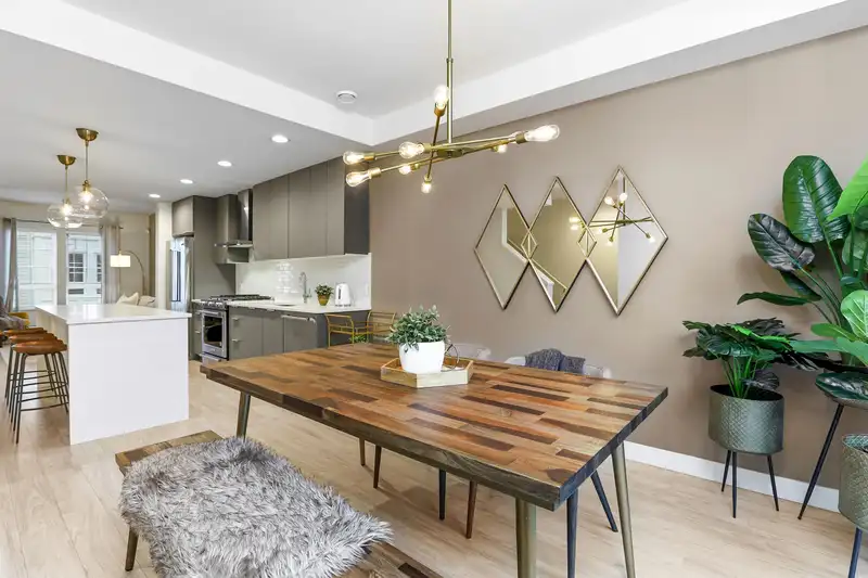 2126 ST JOHNS STREET STREET - photo 4 of 29