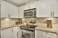 402 8915 202 STREET - thumbnail 18