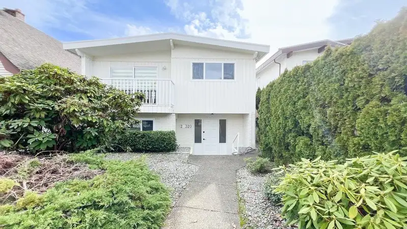 320 E 57TH AVENUE - photo 2 of 34