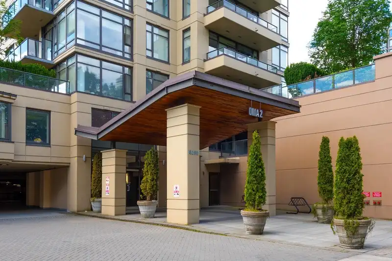 401 4250 DAWSON STREET - photo 3 of 40