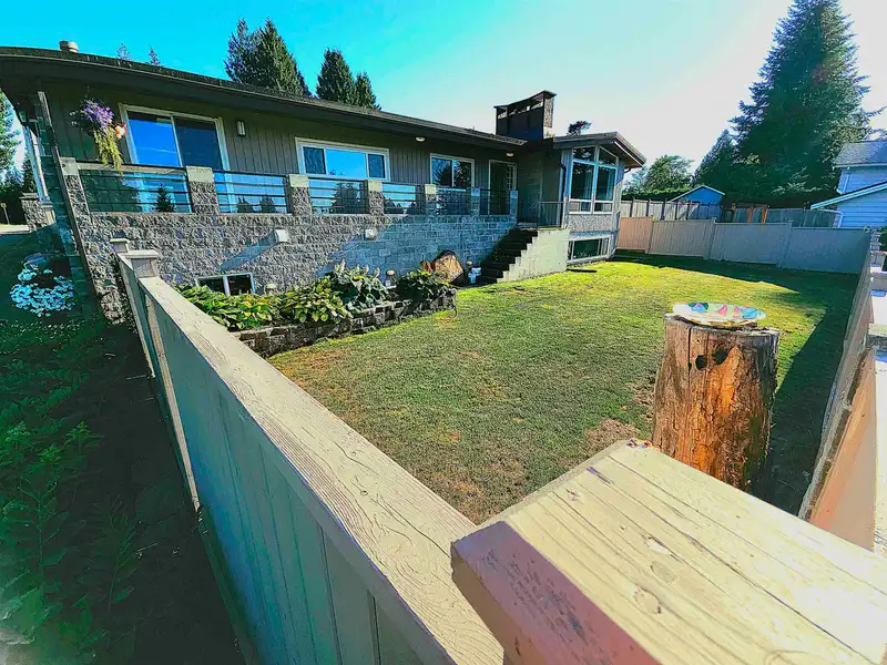 19717 48A AVENUE - photo 2 of 35