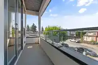 2514 LYNDEN STREET - thumbnail 34