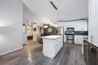 305 19721 64 AVENUE - thumbnail 4