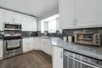 305 19721 64 AVENUE - thumbnail 5