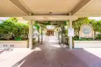 502 15111 RUSSELL AVENUE - thumbnail 2
