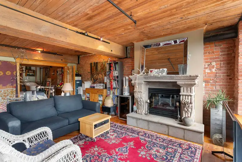 301 41 ALEXANDER STREET - photo 4 of 31
