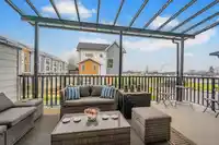 8141 202 STREET - thumbnail 17