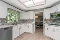 19766 43 AVENUE - thumbnail 4