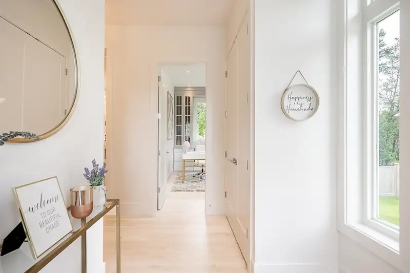 9879 LYNCEAN DRIVE - photo 2 of 40