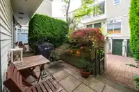 202 3727 W 10TH AVENUE - thumbnail 4