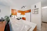 202 3727 W 10TH AVENUE - thumbnail 8