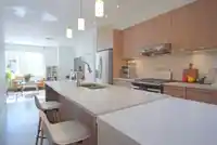 16 8217 204B STREET - thumbnail 3