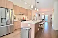 16 8217 204B STREET - thumbnail 4