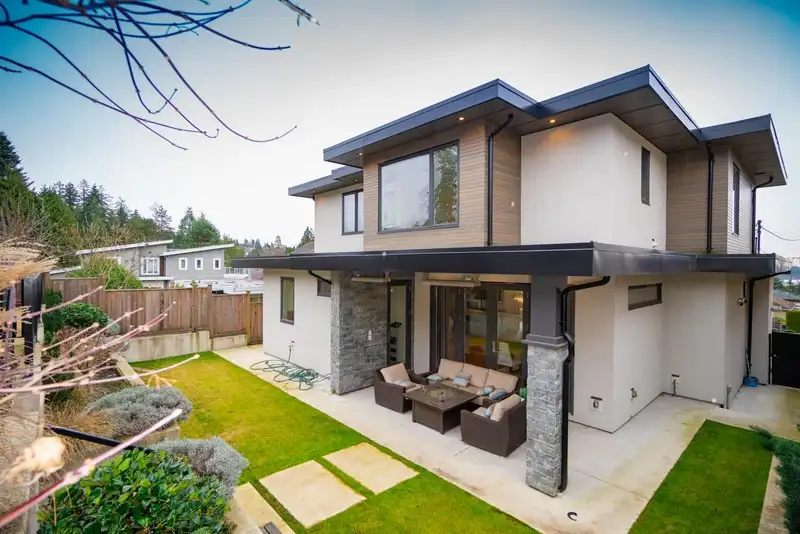 1465 JEFFERSON AVENUE - photo 4 of 40