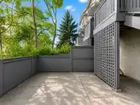 3305 CLIVE AVENUE - thumbnail 2