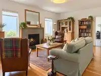 216 E 18TH STREET - thumbnail 3