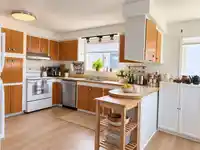 216 E 18TH STREET - thumbnail 6