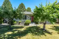 8726 154B STREET - thumbnail 3