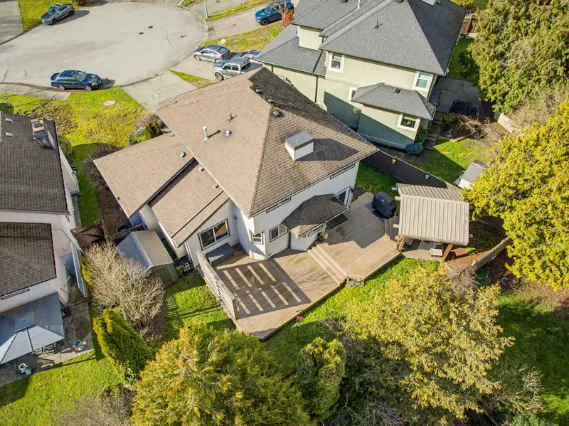 8420 215 STREET - photo 4 of 40