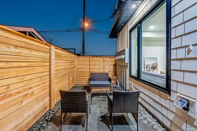 6728 HEATHER STREET - photo 2 of 2