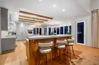391 198 STREET - thumbnail 8