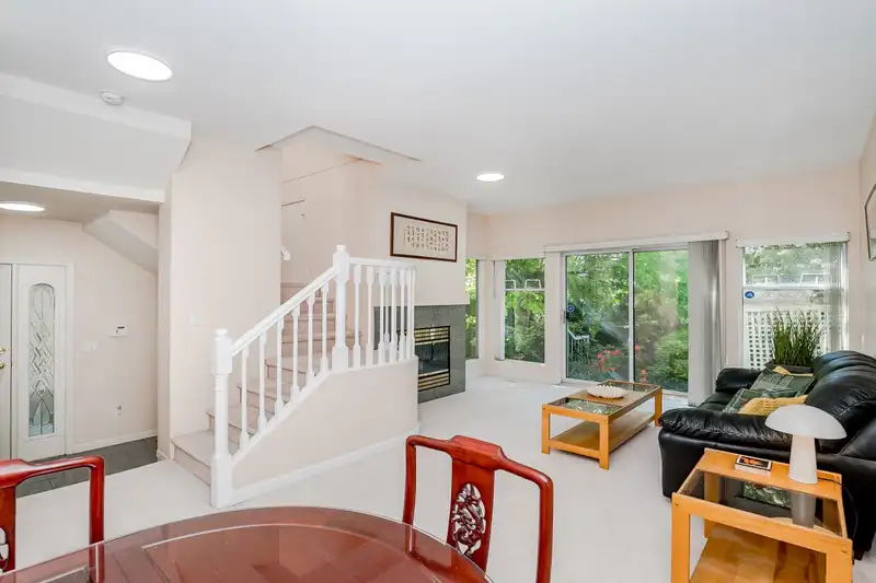 11 8300 JONES ROAD - photo 3 of 40
