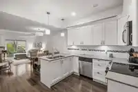 115 828 ROYAL AVENUE - thumbnail 1